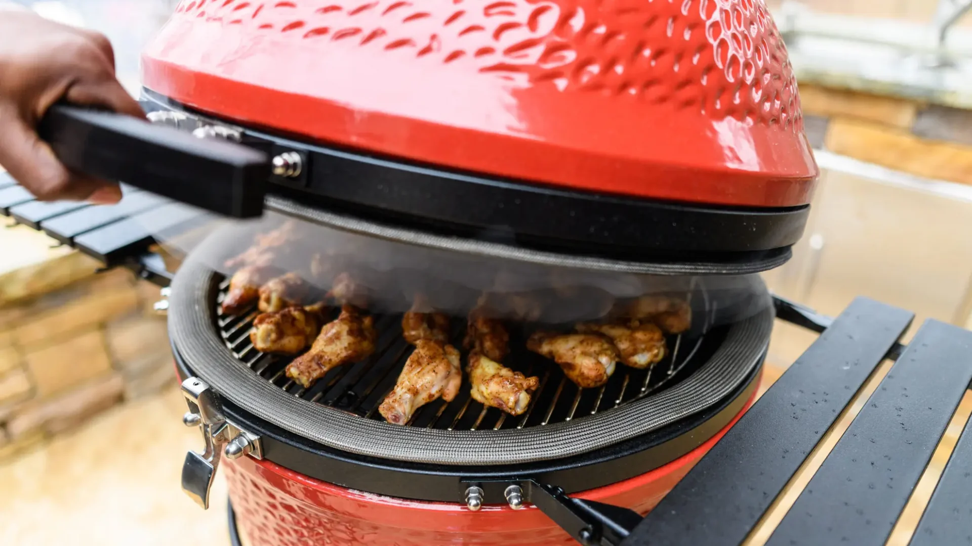 Kamado Joe Classic III.  Masterbuilt® | Kamado Joe®, Columbus, GA.  Photo by John David Helms, www.masterbuilt.com